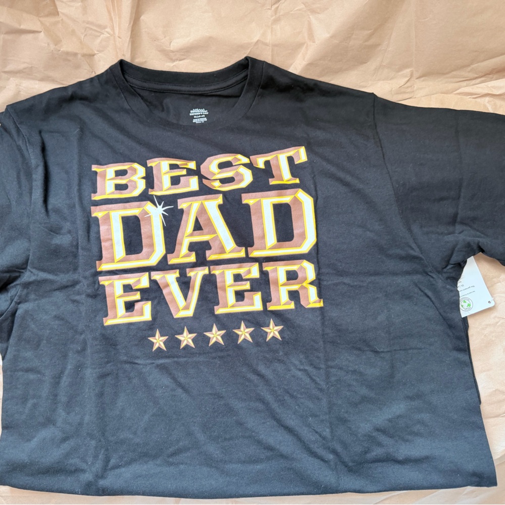 Size XL Black 'Best Dad Ever' T-Shirt
